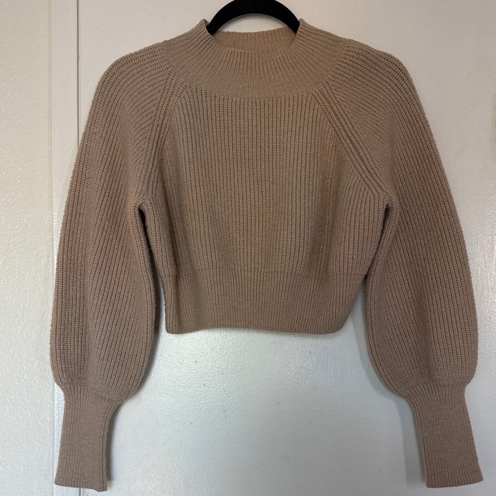 DISSH Cropped Turtleneck Balloon Sleeve Sweater - Beige Size: 14